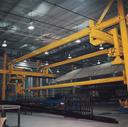 Special crane with pendular grabs